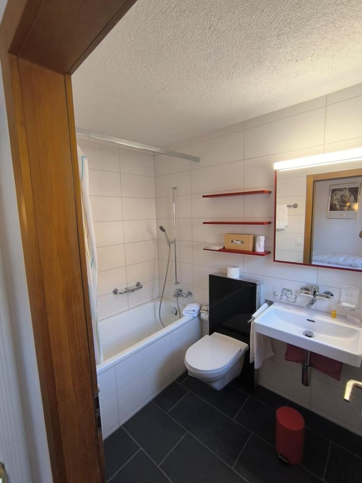 B&B Bela Riva Savognin Eksteriør billede